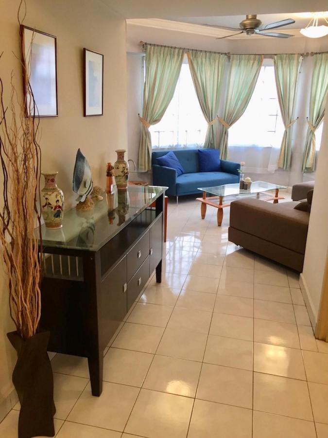 Cozy Kelana Jaya Semi-D Apt Near Mall, College & Hospital เปอตาลิงจายา ภายนอก รูปภาพ